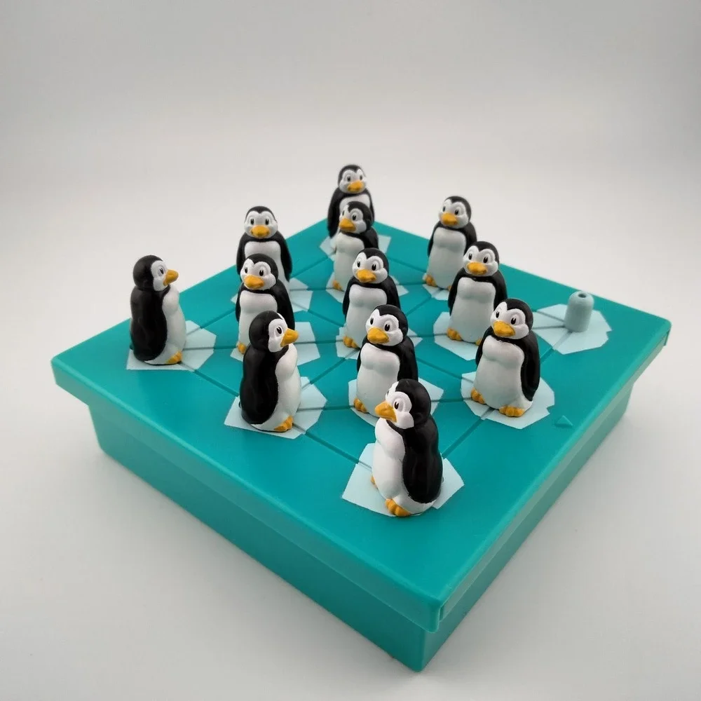 Cool Moves Puzzle Game COMPLETE Discovery Toys 2000 Jumping Penguins